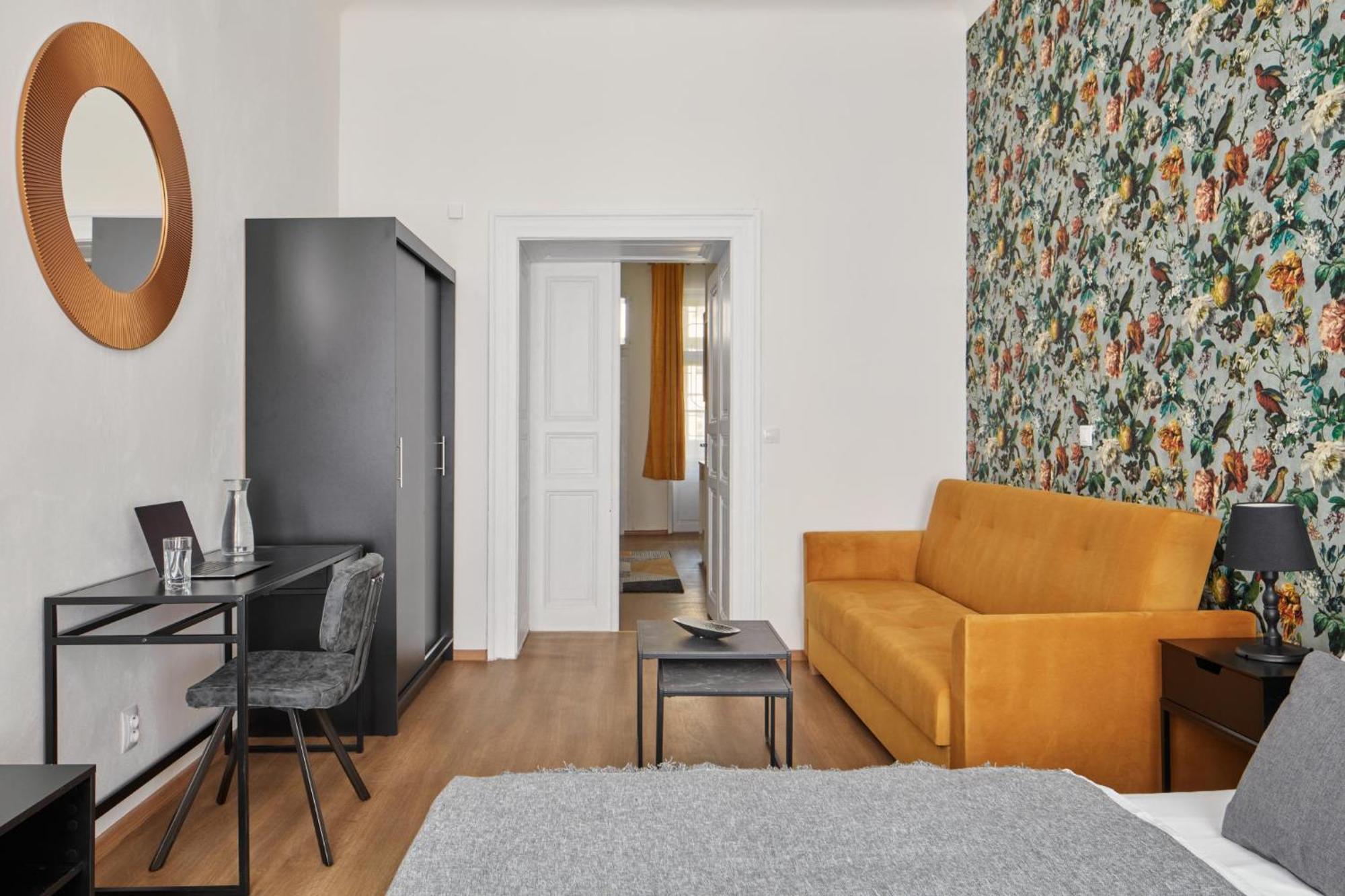 Appartement Days - Sunlit 1bdr - Netflix - Yet Quiet - New Town Praag